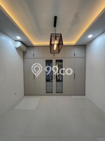 Rumah Mewah LB 194m2 Siap Pakai Desain Elegan di Bintaro, Tangerang Selatan Rumah Mewah LB 194m2 Siap Pakai Desain Elegan di Bintaro, Tangerang Selatan