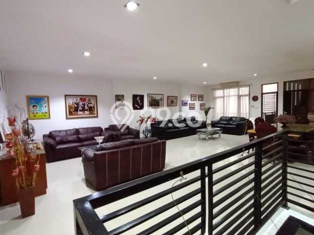For Sale Rumah Elit Exclusive di Palmerah, Jakarta Barat For Sale Rumah Elit Exclusive di Palmerah, Jakarta Barat