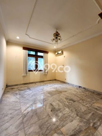 Jual Rumah Mewah Megah Dengan View Eksklusif di Kemang, Jakarta Selatan Jual Rumah Mewah Megah Dengan View Eksklusif di Kemang, Jakarta Selatan