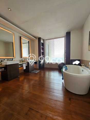 Hunian Apartemen Mewah & Prestisius 3 Kamar di Kebayoran Baru, Jakarta Selatan Hunian Apartemen Mewah & Prestisius 3 Kamar di Kebayoran Baru, Jakarta Selatan
