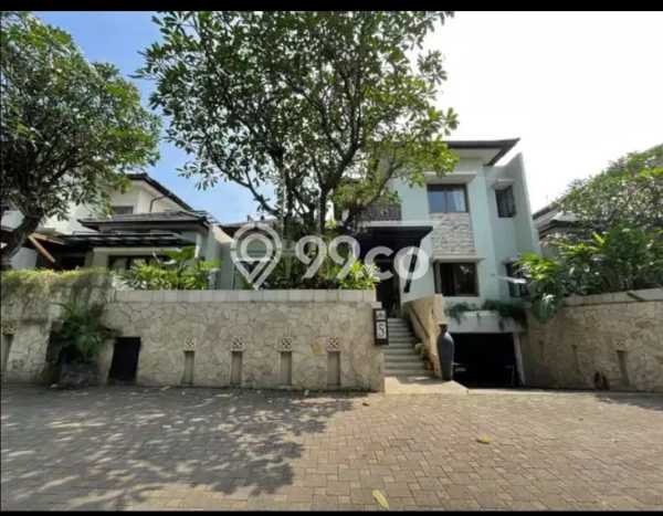 Dijual Rumah Luas Elegan Dengan View Eksklusif di Kemang, Jakarta Selatan Dijual Rumah Luas Elegan Dengan View Eksklusif di Kemang, Jakarta Selatan