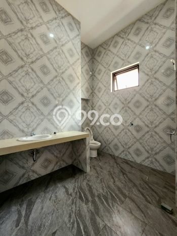 Siap Huni Hunian Elit 8 Kamar di Kebayoran Baru Dekat ke Mana Saja Siap Huni Hunian Elit 8 Kamar di Kebayoran Baru Dekat ke Mana Saja