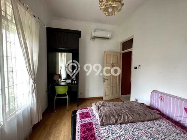 Jual Rumah Mewah Megah Dengan View Eksklusif di Srengseng, Jakarta Barat Jual Rumah Mewah Megah Dengan View Eksklusif di Srengseng, Jakarta Barat