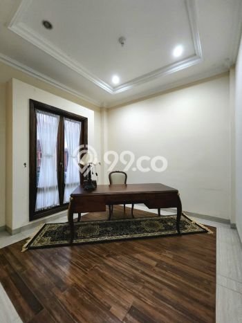 Hunian Elit LB 230m2 Siap Pakai Desain Elegan di Lenteng Agung, Jakarta Selatan Hunian Elit LB 230m2 Siap Pakai Desain Elegan di Lenteng Agung, Jakarta Selatan