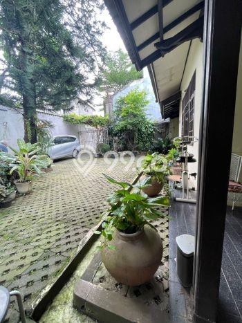 Ready to Use! Luxury House LT 580m2 Desain Elegan di Lebak Bulus Ready to Use! Luxury House LT 580m2 Desain Elegan di Lebak Bulus