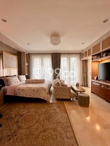 Dijual Rumah Luas Elegan Dengan View Eksklusif di Pondok Indah, Jakarta Selatan Dijual Rumah Luas Elegan Dengan View Eksklusif di Pondok Indah, Jakarta Selatan