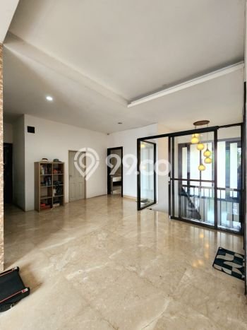 Hunian Eksklusif Siap Huni LT 400m2 di Kebayoran Lama, Jakarta Selatan Hunian Eksklusif Siap Huni LT 400m2 di Kebayoran Lama, Jakarta Selatan