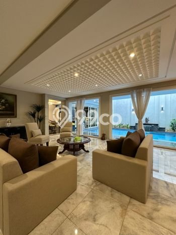 Hunian Mewah LB 600m2 Siap Huni Desain Elegan di Pondok Indah, Jakarta Selatan Hunian Mewah LB 600m2 Siap Huni Desain Elegan di Pondok Indah, Jakarta Selatan