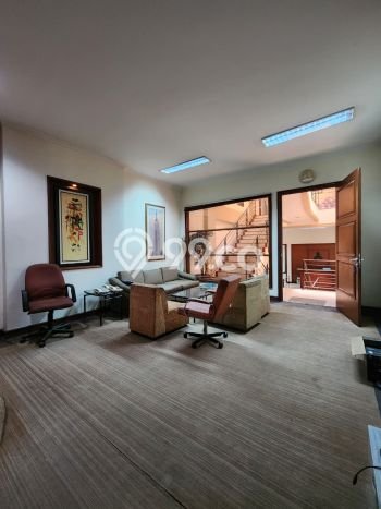 FOR SALE! Kantor di Kebayoran Baru Jakarta Selatan, LT 136m2, LB 768m2 FOR SALE! Kantor di Kebayoran Baru Jakarta Selatan, LT 136m2, LB 768m2