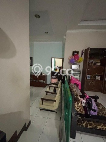 Siap Huni Hunian Elit 4 Kamar di Tebet Dekat ke Mana Pun Siap Huni Hunian Elit 4 Kamar di Tebet Dekat ke Mana Pun