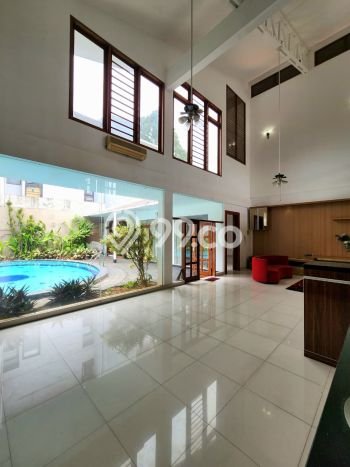 Dijual Rumah Luas Megah Dengan View Eksklusif di Pondok Indah, Jakarta Selatan Dijual Rumah Luas Megah Dengan View Eksklusif di Pondok Indah, Jakarta Selatan