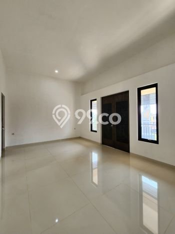 Siap Huni Hunian Elit 8 Kamar di Kebayoran Baru Dekat ke Mana Saja Siap Huni Hunian Elit 8 Kamar di Kebayoran Baru Dekat ke Mana Saja