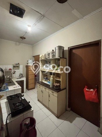 Siap Huni Hunian Elit 4 Kamar di Tebet Dekat ke Mana Pun Siap Huni Hunian Elit 4 Kamar di Tebet Dekat ke Mana Pun