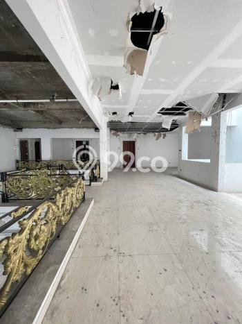 Dijual Rumah Luas Megah Dengan View Cantik di Salemba, Jakarta Pusat Dijual Rumah Luas Megah Dengan View Cantik di Salemba, Jakarta Pusat