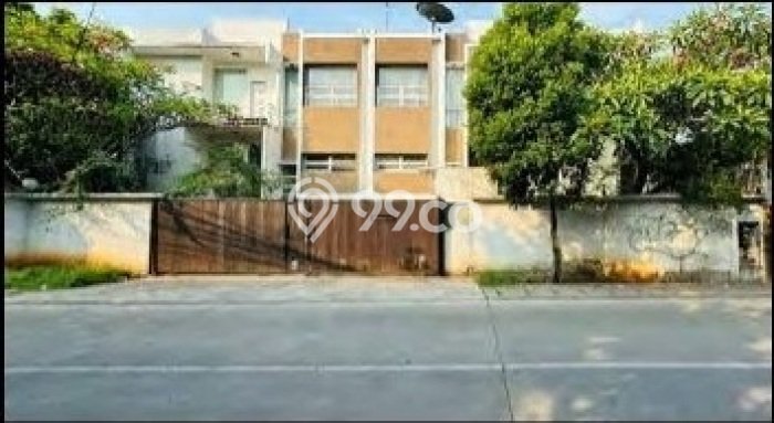Siap Huni Rumah Mewah 6 Kamar di Pancoran Dekat ke Mana Saja Siap Huni Rumah Mewah 6 Kamar di Pancoran Dekat ke Mana Saja