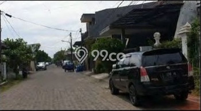 Rumah Luas Asri 3 KT Siap Pakai di Surabaya Kota Surabaya Rumah Luas Asri 3 KT Siap Pakai di Surabaya Kota Surabaya