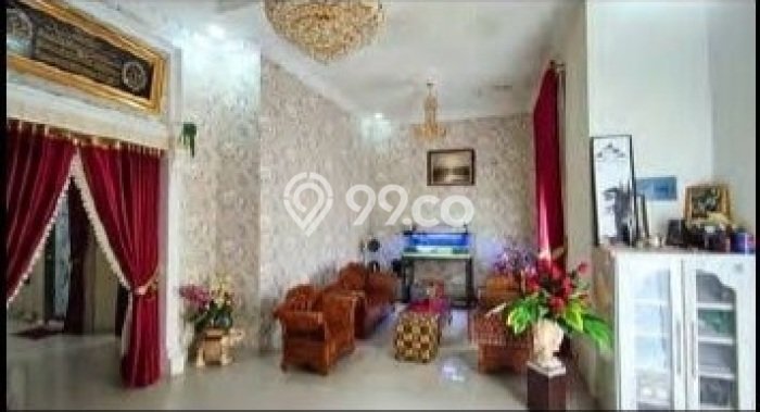 For Sale Rumah 5 Kamar Lokasi Ideal Bagus dan Strategis di Kemuning For Sale Rumah 5 Kamar Lokasi Ideal Bagus dan Strategis di Kemuning