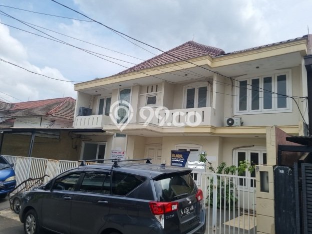 Dijual Hunian Mewah dengan Fasilitas Sekitar Lengkap di Kebayoran Baru, Jakarta Selatan Dijual Hunian Mewah dengan Fasilitas Sekitar Lengkap di Kebayoran Baru, Jakarta Selatan