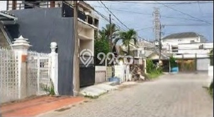 Rumah Luas Asri 3 KT Siap Pakai di Surabaya Kota Surabaya Rumah Luas Asri 3 KT Siap Pakai di Surabaya Kota Surabaya