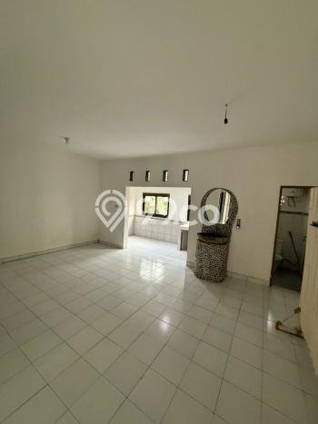 Rumah Minimalis LB/LT 80m2/90m2 Siap Huni di Seminyak, Badung Rumah Minimalis LB/LT 80m2/90m2 Siap Huni di Seminyak, Badung