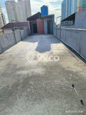 Ruko Dijual di Jakarta Barat LT 99m2 & LB 330m2 Lokasi Terbaik! Ruko Dijual di Jakarta Barat LT 99m2 & LB 330m2 Lokasi Terbaik!