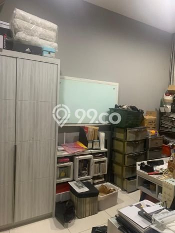 Dijual Rumah Eksklusif 4 KT di Duri Kosambi, Jakarta Barat Dijual Rumah Eksklusif 4 KT di Duri Kosambi, Jakarta Barat