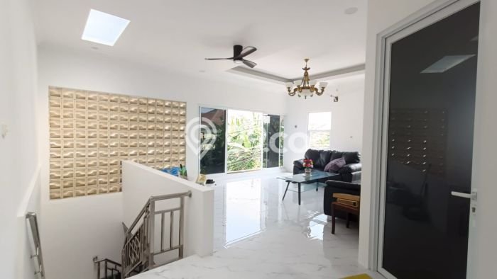 Rumah Modern 7 KT di Duri Kosambi Jakarta Barat Full Furnished Rumah Modern 7 KT di Duri Kosambi Jakarta Barat Full Furnished