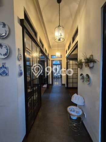For Sale! Luxury House LT 144m2 Desain Elegan di BSD For Sale! Luxury House LT 144m2 Desain Elegan di BSD