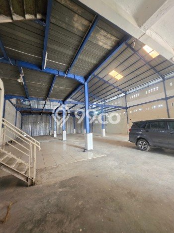 Area Ramai! Gudang Dijual di Cipondoh untuk Bisnis Luas Bangunan 600m2 Area Ramai! Gudang Dijual di Cipondoh untuk Bisnis Luas Bangunan 600m2