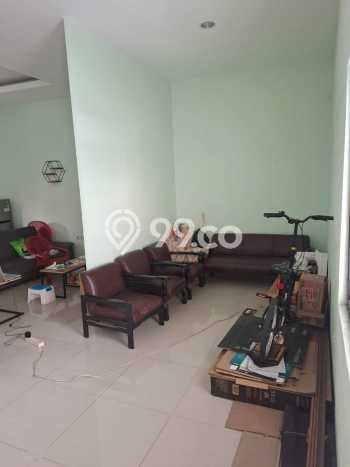 Rumah Elit Modern Tanpa Renovasi di Meruya Jakarta Barat Rumah Elit Modern Tanpa Renovasi di Meruya Jakarta Barat