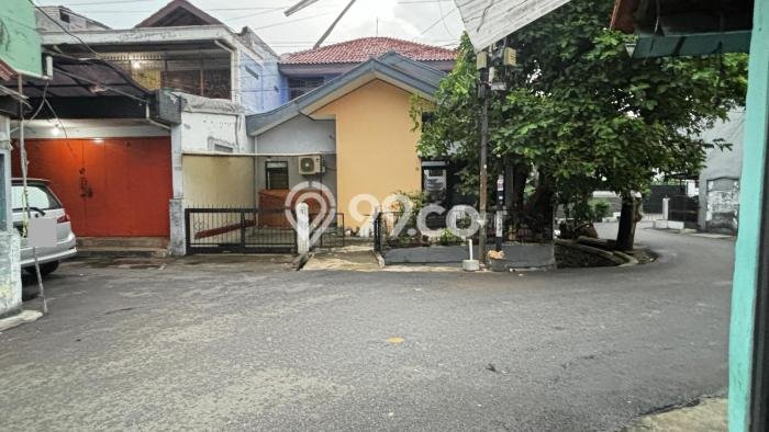 Jual Rumah Strategis Bagus Punya 2 KT di Tebet Jakarta Selatan SHM Jual Rumah Strategis Bagus Punya 2 KT di Tebet Jakarta Selatan SHM