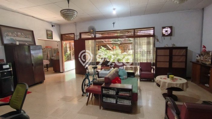 Jual Rumah Luas Megah Dengan View Eksklusif di Gudang Peluru, Jakarta Selatan Jual Rumah Luas Megah Dengan View Eksklusif di Gudang Peluru, Jakarta Selatan