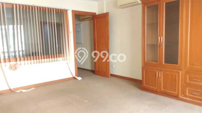 Ruko Dijual di Tebet LT 63m2, LB 290m2 Solusi Investasi Cerdas Ruko Dijual di Tebet LT 63m2, LB 290m2 Solusi Investasi Cerdas