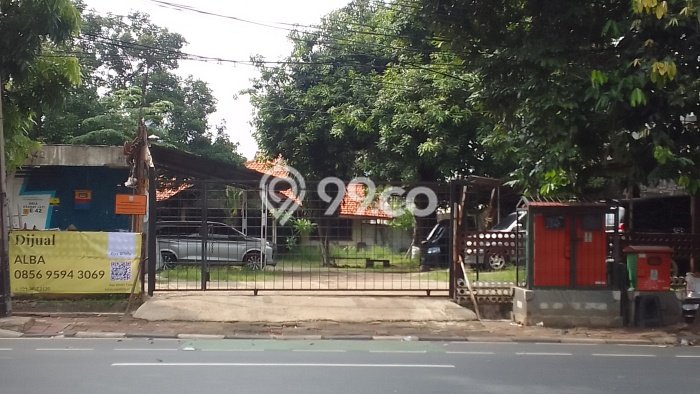 Hunian Elit LB 310m2 Siap Huni Desain Elegan di Cawang, Jakarta Timur Hunian Elit LB 310m2 Siap Huni Desain Elegan di Cawang, Jakarta Timur