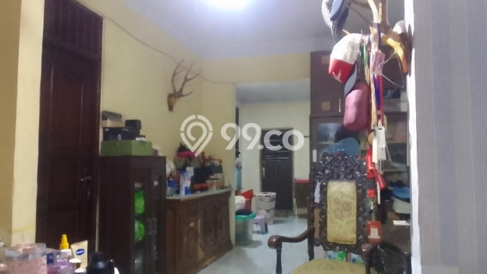 Siap Huni Rumah Mewah 11 Kamar di Kramat Jati Dekat ke Mana Pun Siap Huni Rumah Mewah 11 Kamar di Kramat Jati Dekat ke Mana Pun