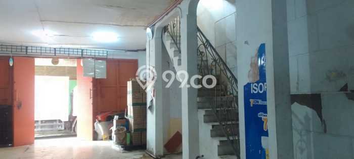 Jual Rumah Strategis Bagus Punya 2 KT di Tebet Jakarta Selatan SHM Jual Rumah Strategis Bagus Punya 2 KT di Tebet Jakarta Selatan SHM