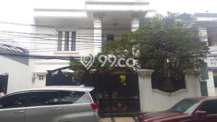 Siap Huni Rumah Mewah 4 Kamar di Tebet Dekat ke Mana Saja Siap Huni Rumah Mewah 4 Kamar di Tebet Dekat ke Mana Saja