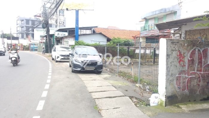 Hot Offer Hunian Mewah Ideal dan Luas di Kramat Jati, Jakarta Timur Hot Offer Hunian Mewah Ideal dan Luas di Kramat Jati, Jakarta Timur