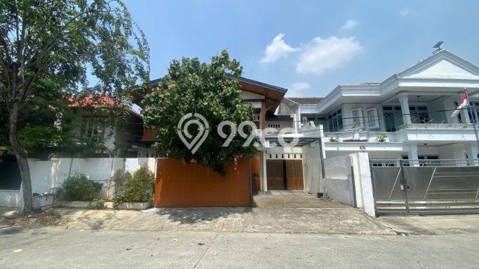 Rumah Luxury Modern Tanpa Renovasi di Kayu Putih Jakarta Timur Rumah Luxury Modern Tanpa Renovasi di Kayu Putih Jakarta Timur