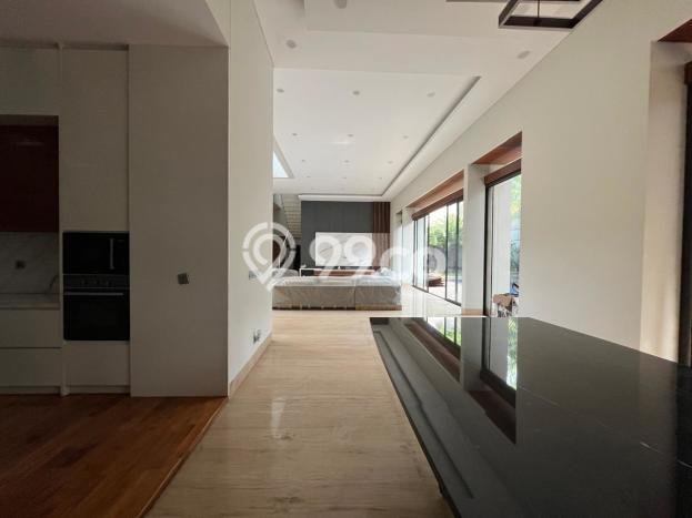 Hunian Elit LB 1046m2 Siap Pakai Desain Elegan di BSD, Tangerang Hunian Elit LB 1046m2 Siap Pakai Desain Elegan di BSD, Tangerang