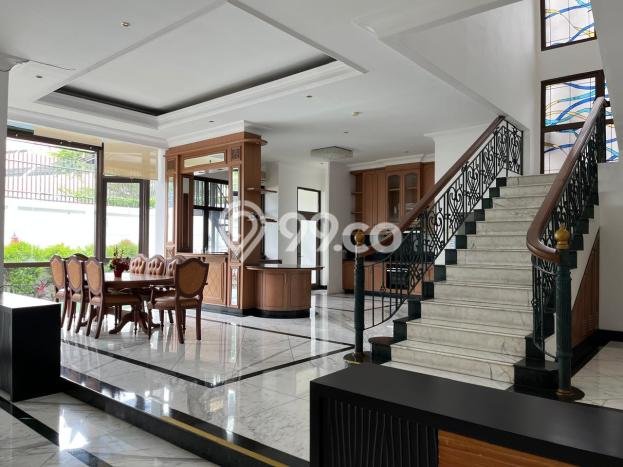 Rumah Luxury Modern Siap Huni di Kuningan Jakarta Selatan Rumah Luxury Modern Siap Huni di Kuningan Jakarta Selatan