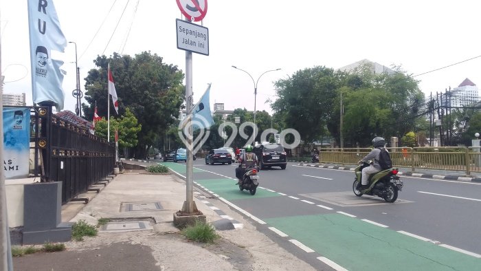 Kantor disewakan lokasi strategis Tebet Jakarta Selatan 291m2 Kantor disewakan lokasi strategis Tebet Jakarta Selatan 291m2