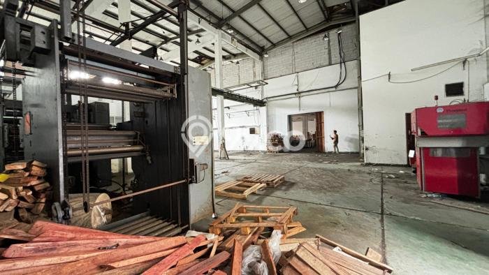 Unit Pabrik Dijual di Jatinegara Jakarta Timur Luas Tanah 5770m2, Luas Bangunan 3845m2 Unit Pabrik Dijual di Jatinegara Jakarta Timur Luas Tanah 5770m2, Luas Bangunan 3845m2