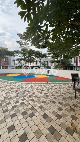Rumah Modern 3 KT di Gading Serpong Tangerang Semi Furnished Rumah Modern 3 KT di Gading Serpong Tangerang Semi Furnished