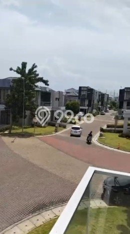 Rumah Elit Modern Tanpa Renovasi di Golf Island Jakarta Utara Rumah Elit Modern Tanpa Renovasi di Golf Island Jakarta Utara