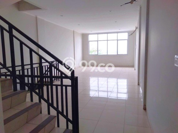 LOKASI PREMIUM! Ruko Kawasan , Luas 209m2m², Area Ramai LOKASI PREMIUM! Ruko Kawasan , Luas 209m2m², Area Ramai