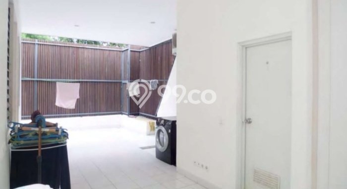 Rumah Elit LB 1400m2 Siap Pakai Desain Elegan di Kemang, Jakarta Selatan Rumah Elit LB 1400m2 Siap Pakai Desain Elegan di Kemang, Jakarta Selatan