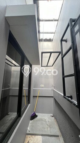 Rumah Modern 3 KT di Gading Serpong Tangerang Semi Furnished Rumah Modern 3 KT di Gading Serpong Tangerang Semi Furnished