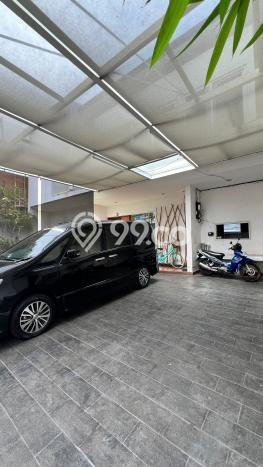 Rumah Elit LB 455m2 Siap Pakai Desain Elegan di Setiabudi, Jakarta Selatan Rumah Elit LB 455m2 Siap Pakai Desain Elegan di Setiabudi, Jakarta Selatan