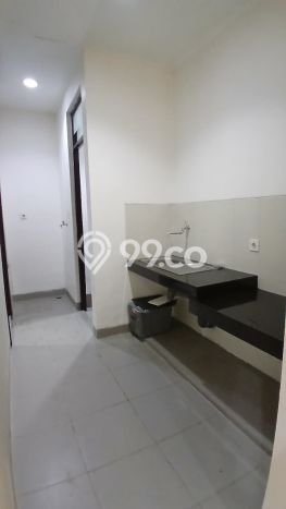 Disewakan! Rumah 4 Kamar Tidur &
4 Kamar Mandi di Pantai Indah Kapuk 2, Jakarta Utara Disewakan! Rumah 4 Kamar Tidur &
4 Kamar Mandi di Pantai Indah Kapuk 2, Jakarta Utara